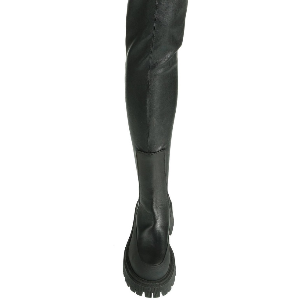 Knee boots